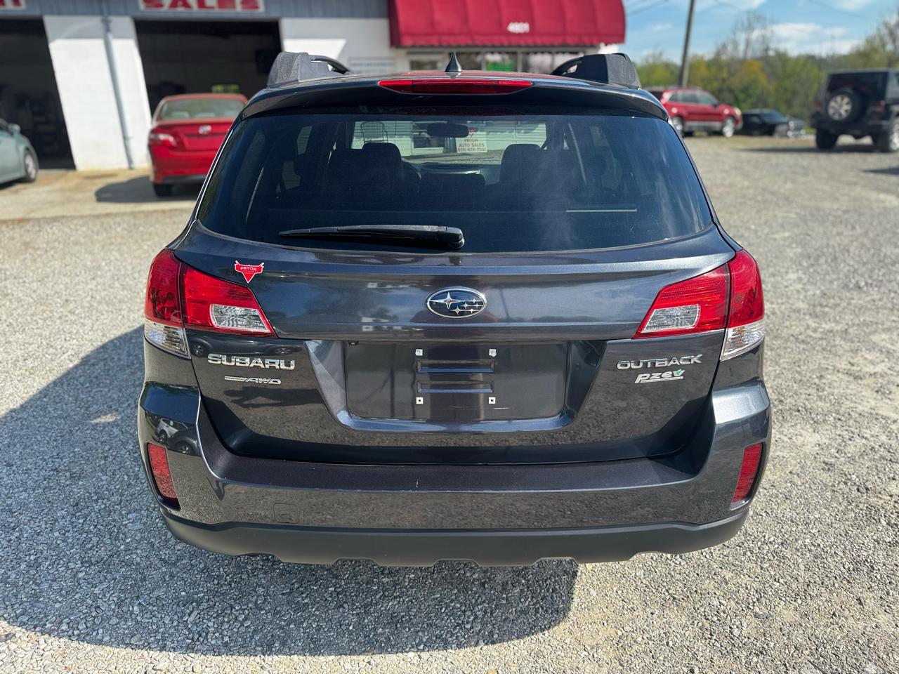 Subaru Outback 2.5i Limited 2012