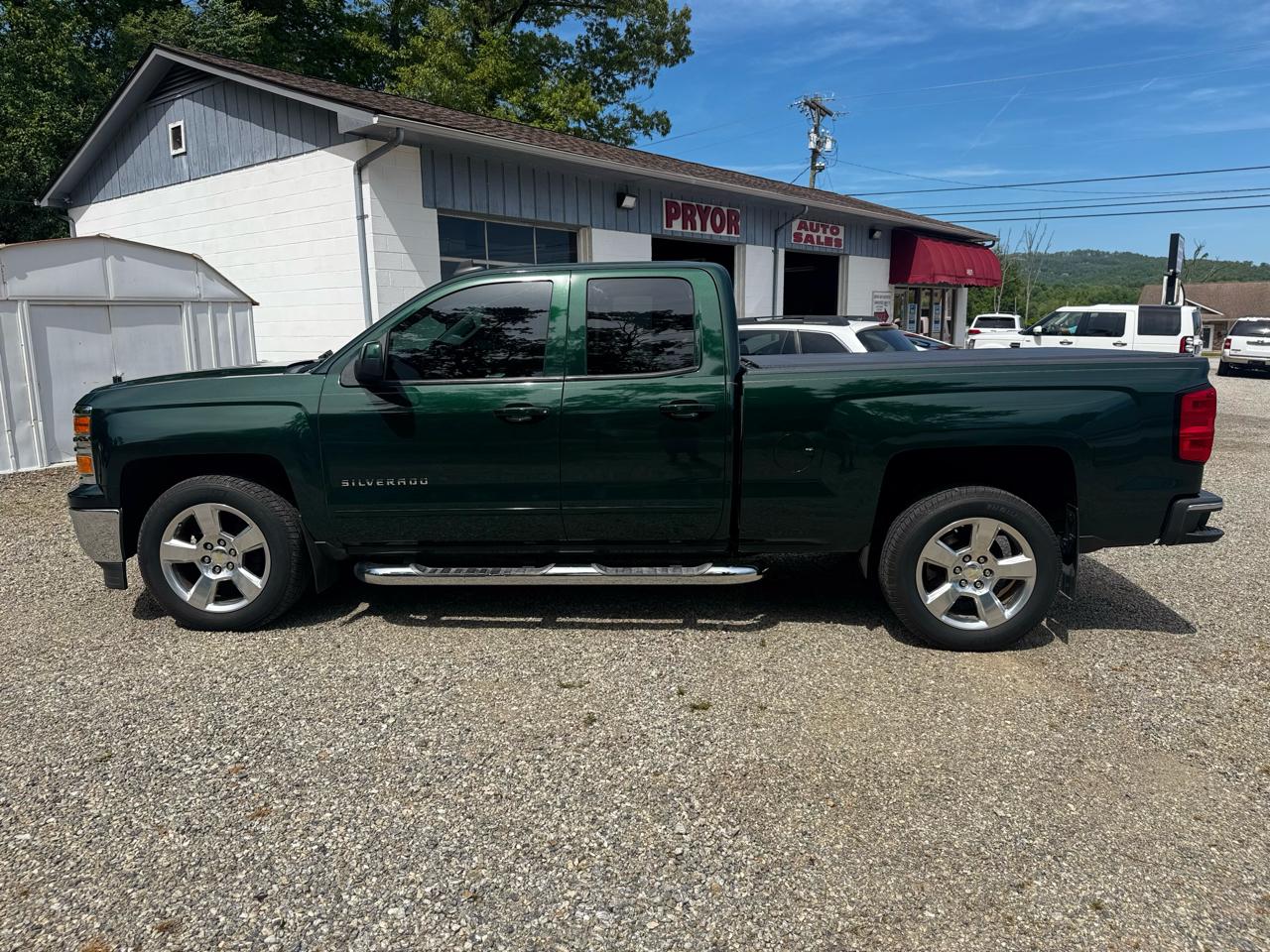 Chevrolet Silverado 1500 1LT Crew Cab 2WD 2015