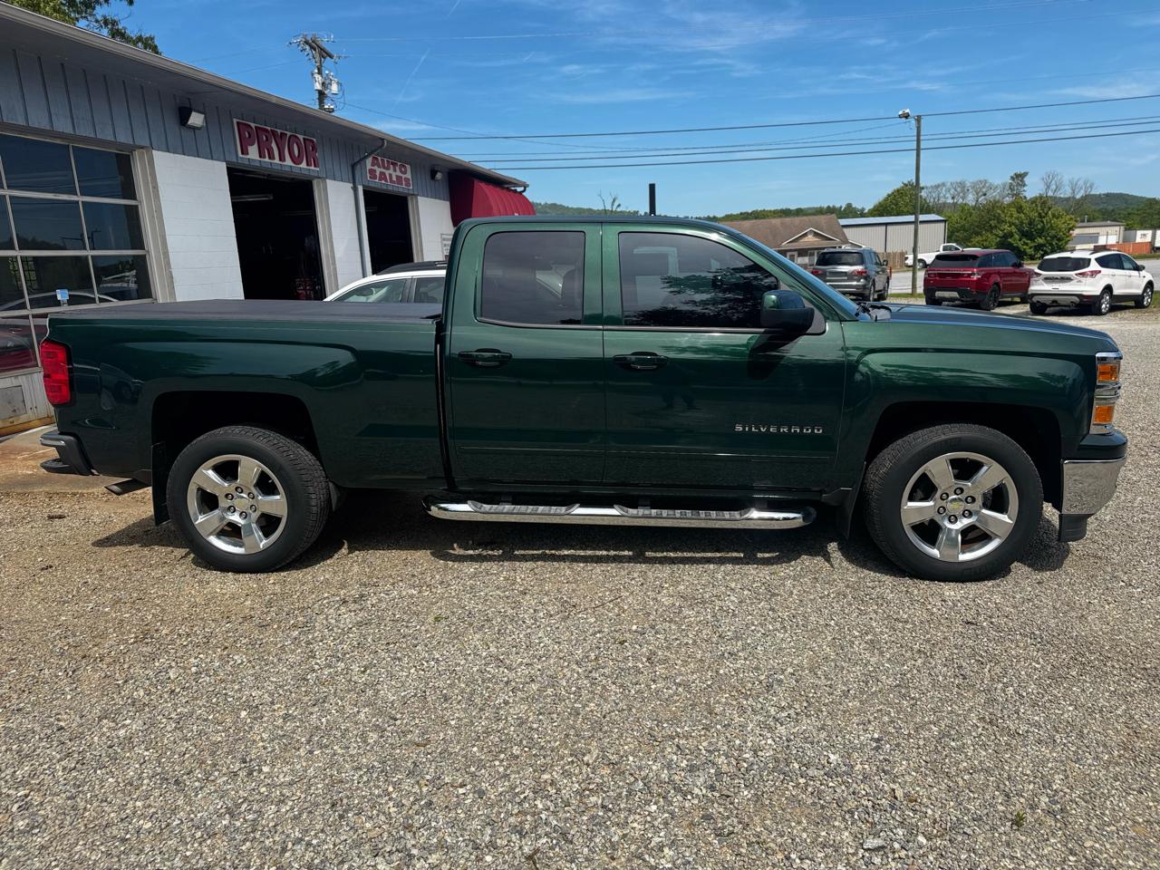 Chevrolet Silverado 1500 1LT Crew Cab 2WD 2015