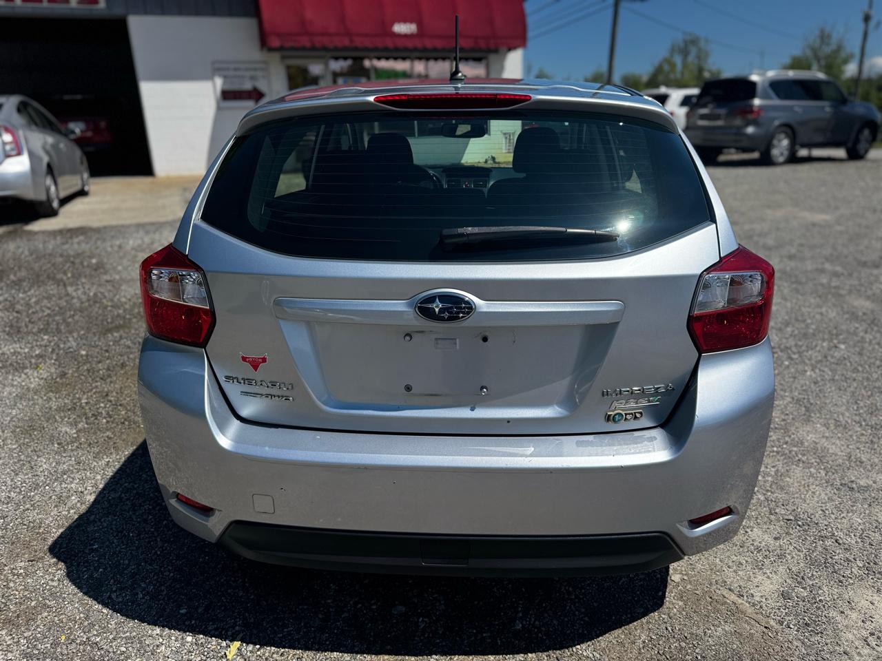 Subaru Impreza Premium Plus 5-Door+S/R 2013