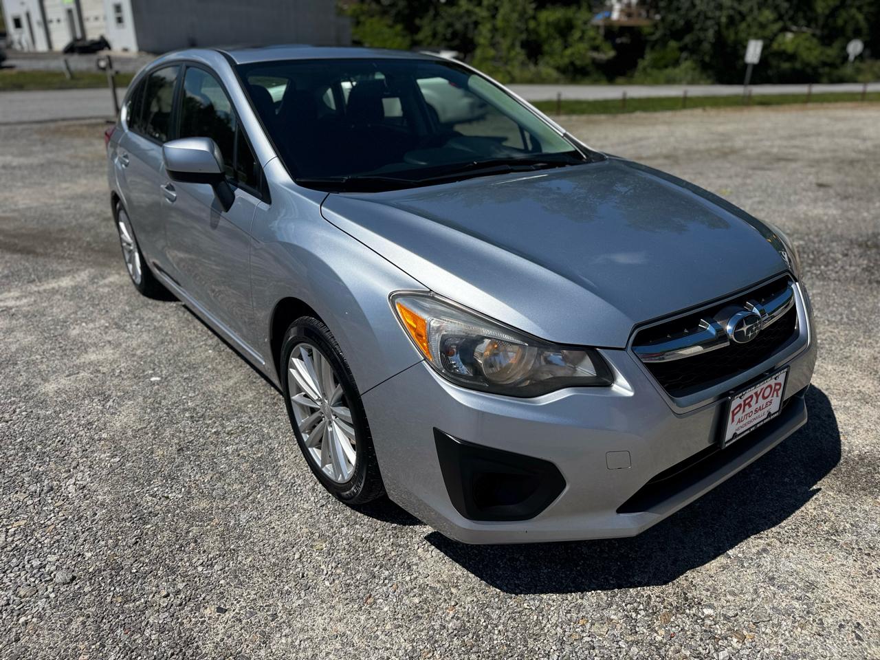Subaru Impreza Premium Plus 5-Door+S/R 2013