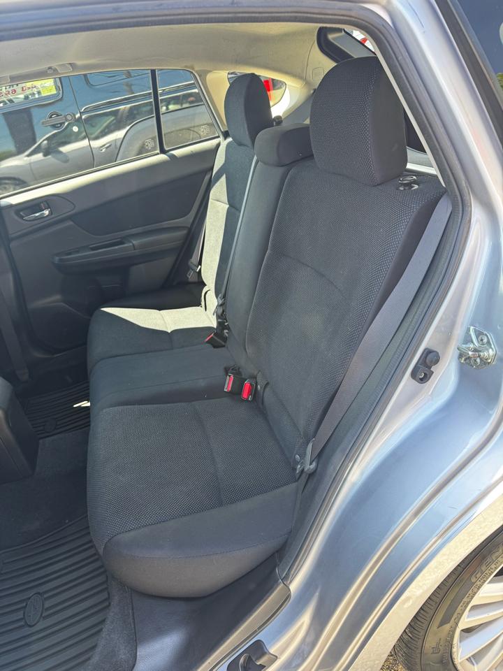 Subaru Impreza Premium Plus 5-Door+S/R 2013