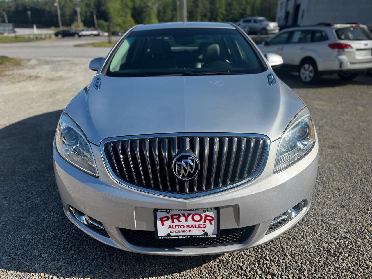 Buick Verano Base 2012