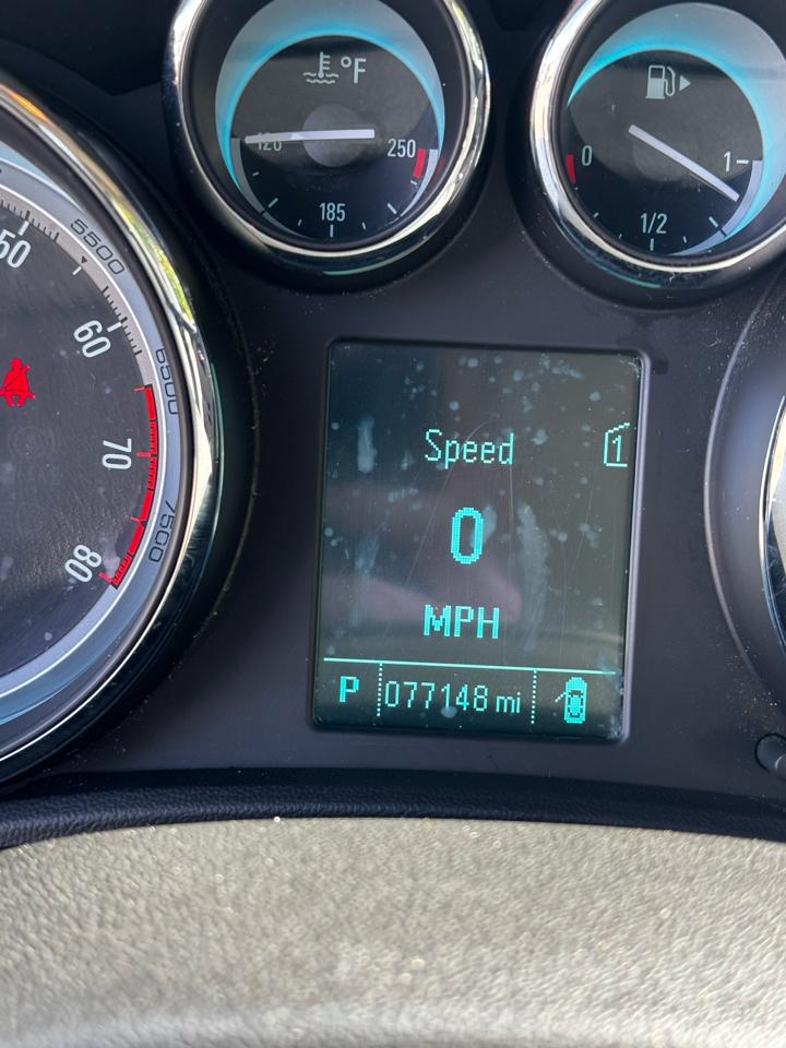 Buick Verano Base 2012