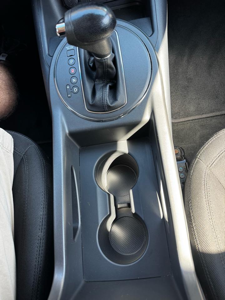 Kia Sportage LX FWD 2012