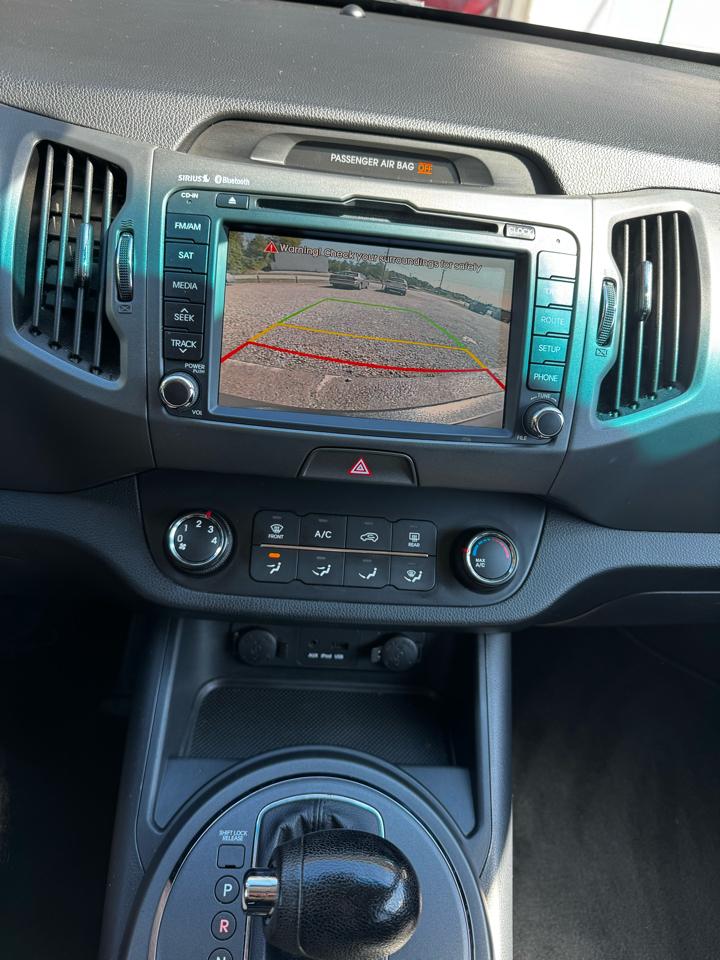 Kia Sportage LX FWD 2012