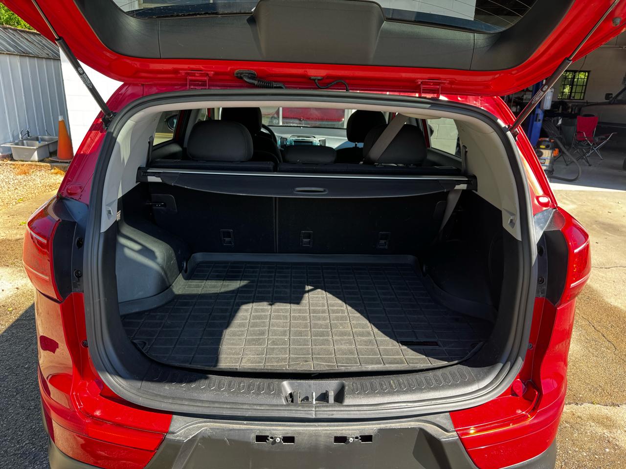 Kia Sportage LX FWD 2012