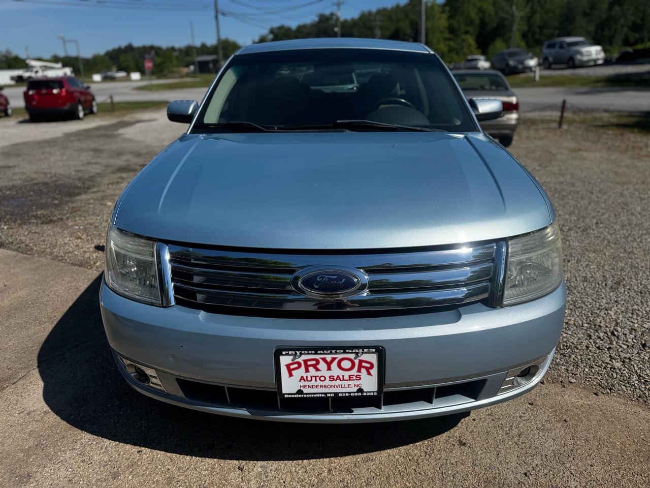 Ford Taurus SE FWD 2009