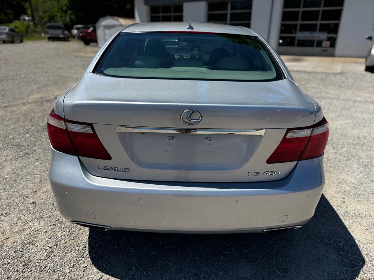 Lexus LS 460 Luxury Sedan 2007