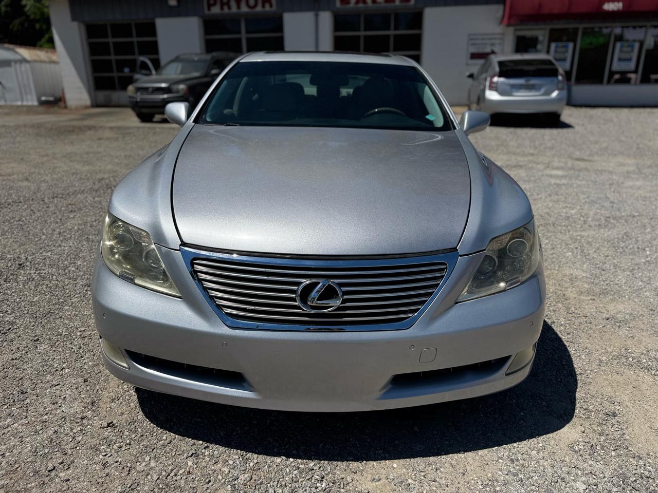 Lexus LS 460 Luxury Sedan 2007