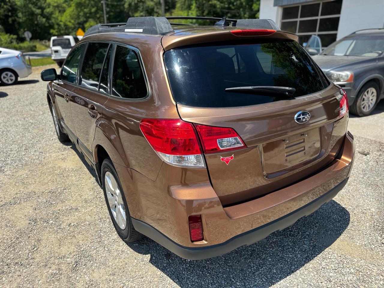 Subaru Outback 2.5i Limited 2012