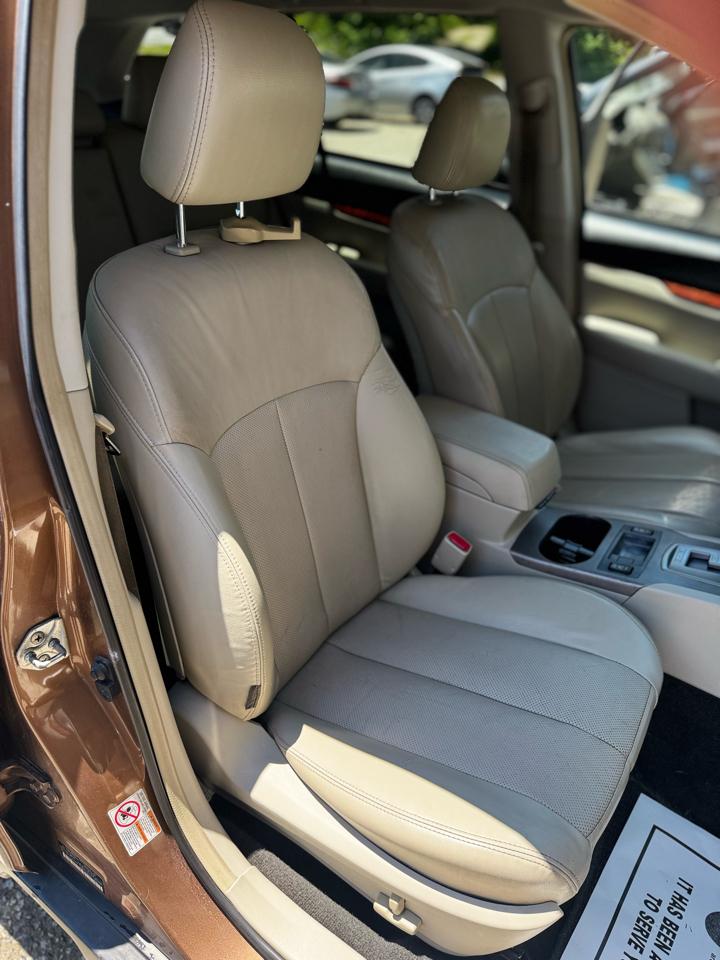 Subaru Outback 2.5i Limited 2012