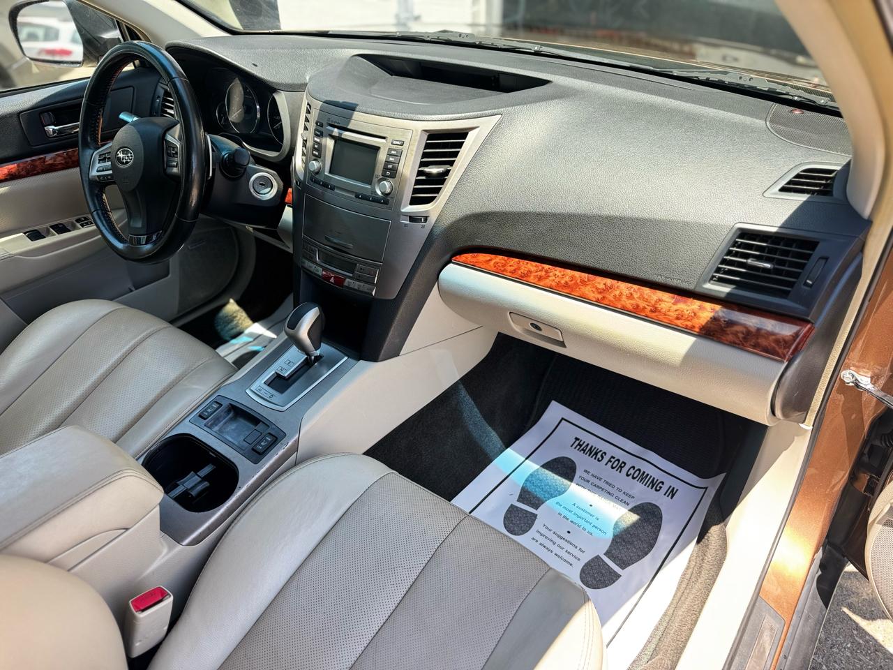 Subaru Outback 2.5i Limited 2012