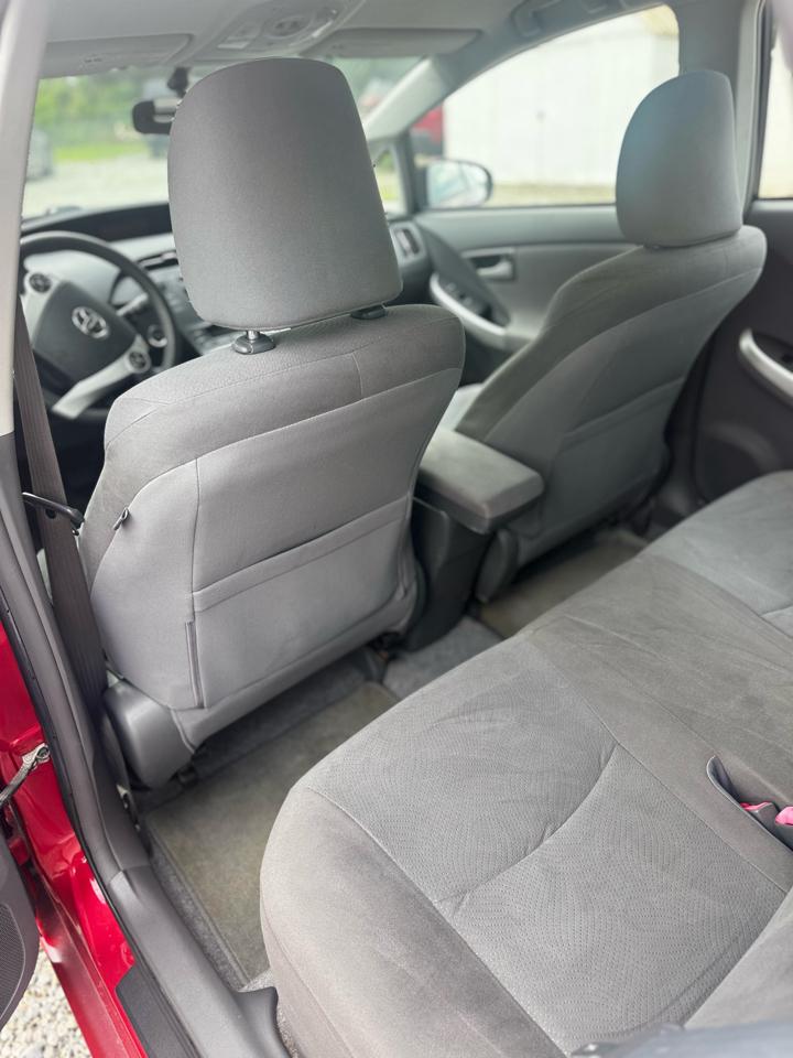 Toyota Prius Two 2011