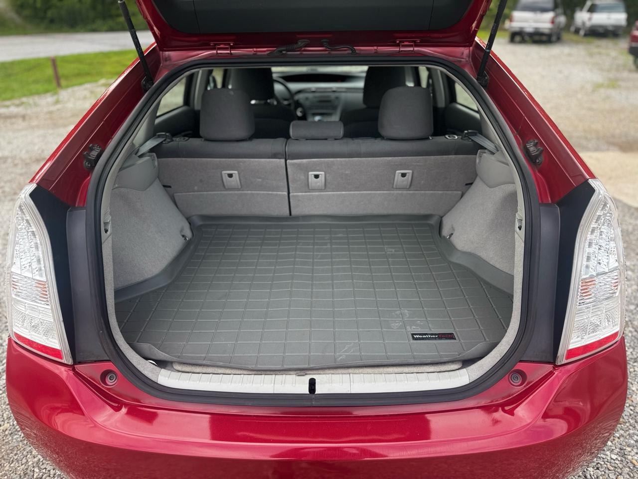 Toyota Prius Two 2011