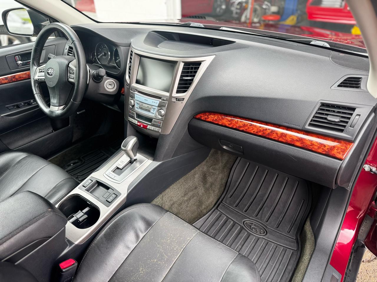 Subaru Outback 3.6R Limited 2012