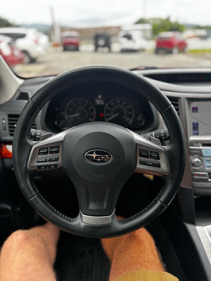 Subaru Outback 3.6R Limited 2012