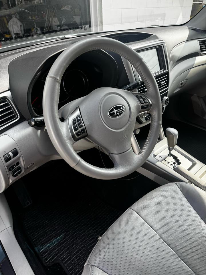Subaru Forester 2.5X Limited 2011