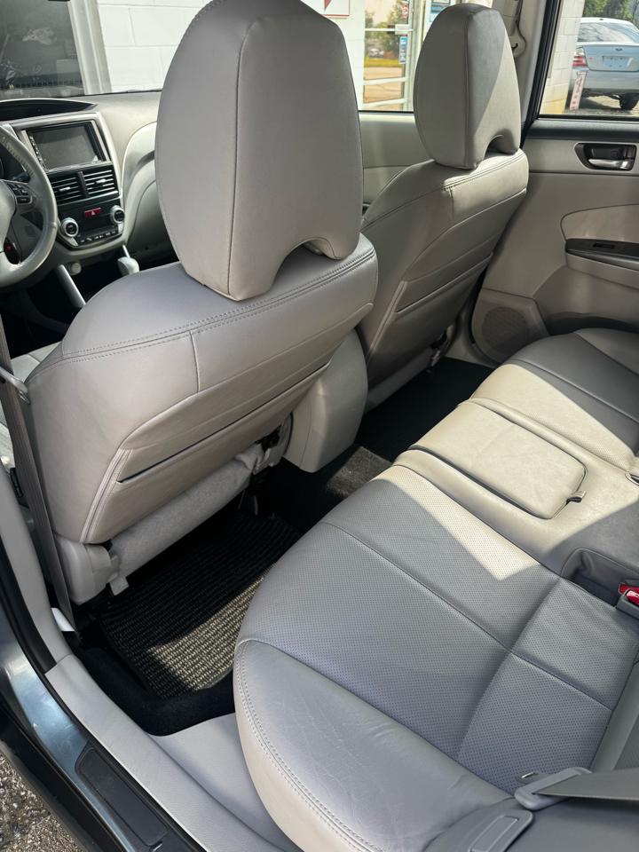 Subaru Forester 2.5X Limited 2011