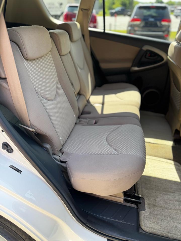 Toyota RAV4 Limited V6 2WD 2007