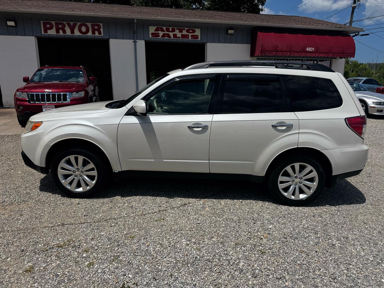 Subaru Forester 2.5X Premium 2012