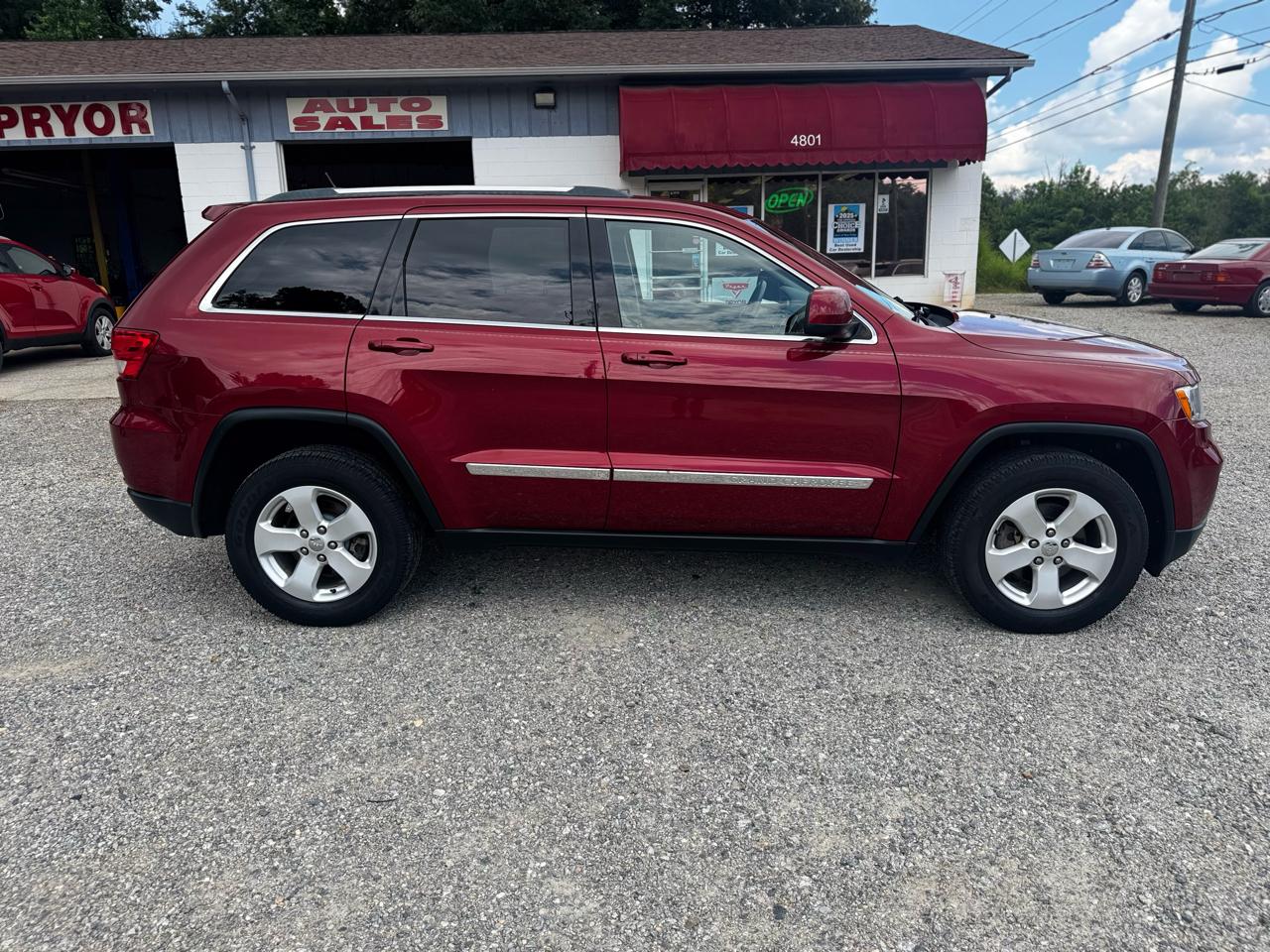 Jeep Grand Cherokee Laredo 4WD 2012