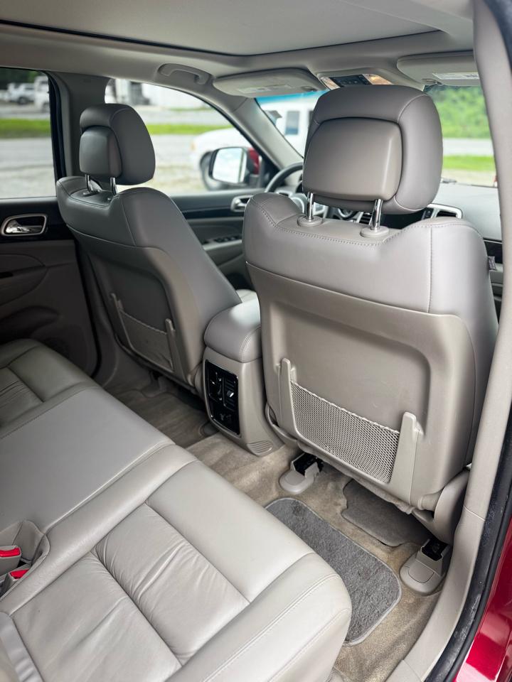 Jeep Grand Cherokee Laredo 4WD 2012