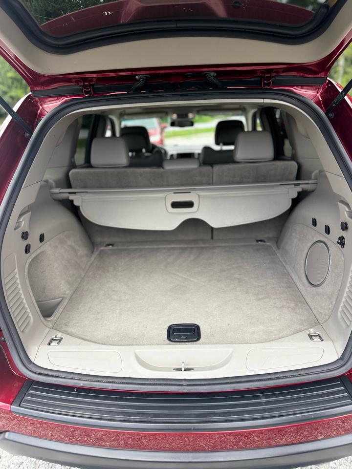 Jeep Grand Cherokee Laredo 4WD 2012