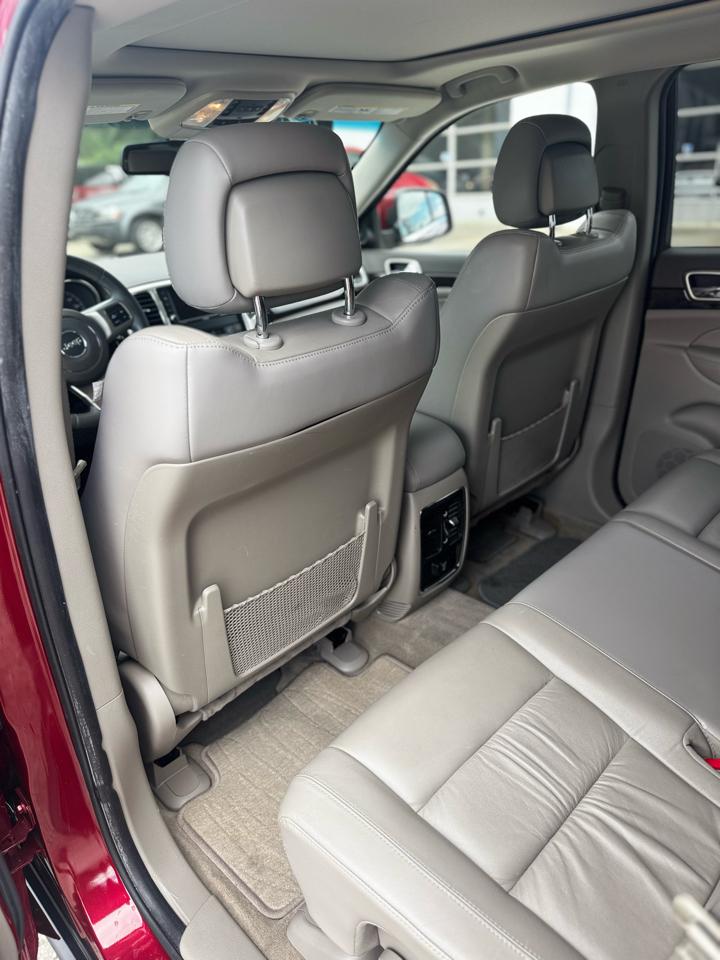 Jeep Grand Cherokee Laredo 4WD 2012