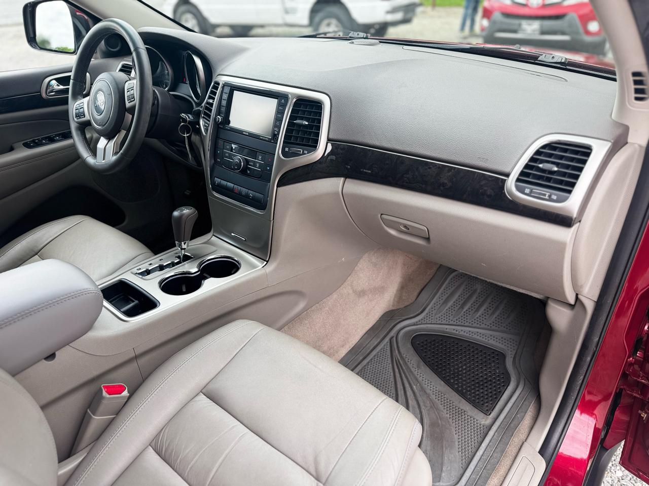 Jeep Grand Cherokee Laredo 4WD 2012