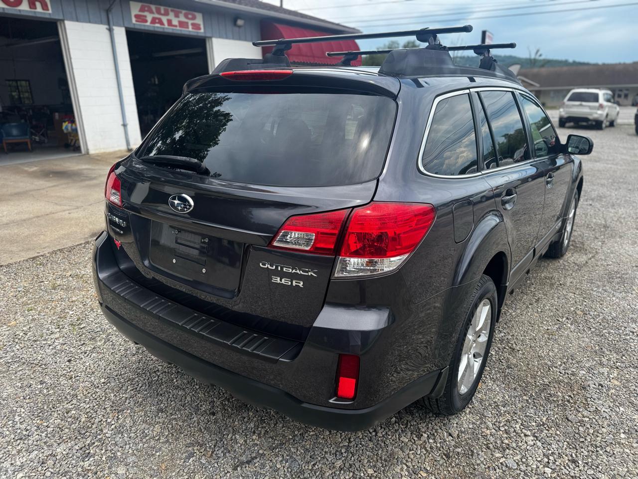 Subaru Outback 3.6R Limited 2010