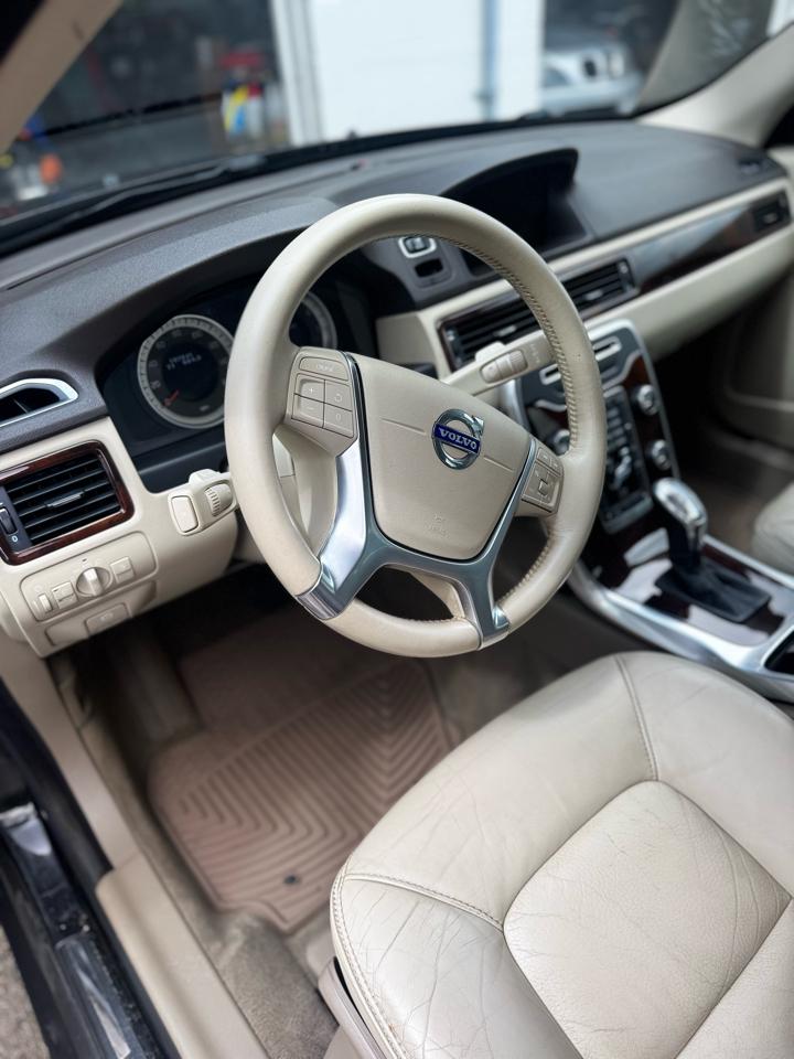 Volvo XC70 3.2 FWD 2013