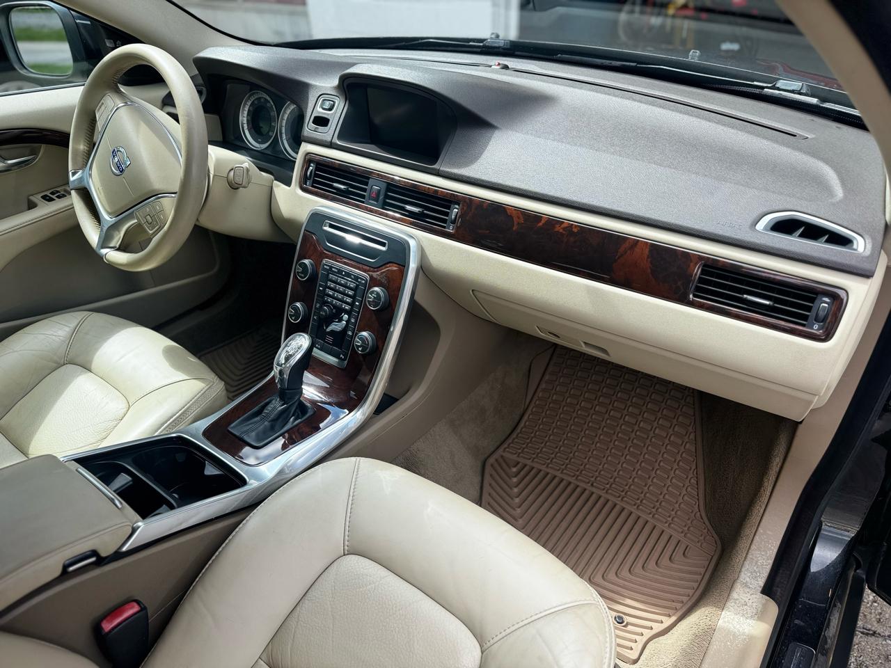 Volvo XC70 3.2 FWD 2013