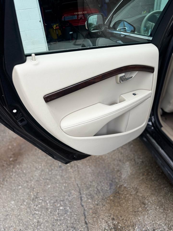 Volvo XC70 3.2 FWD 2013