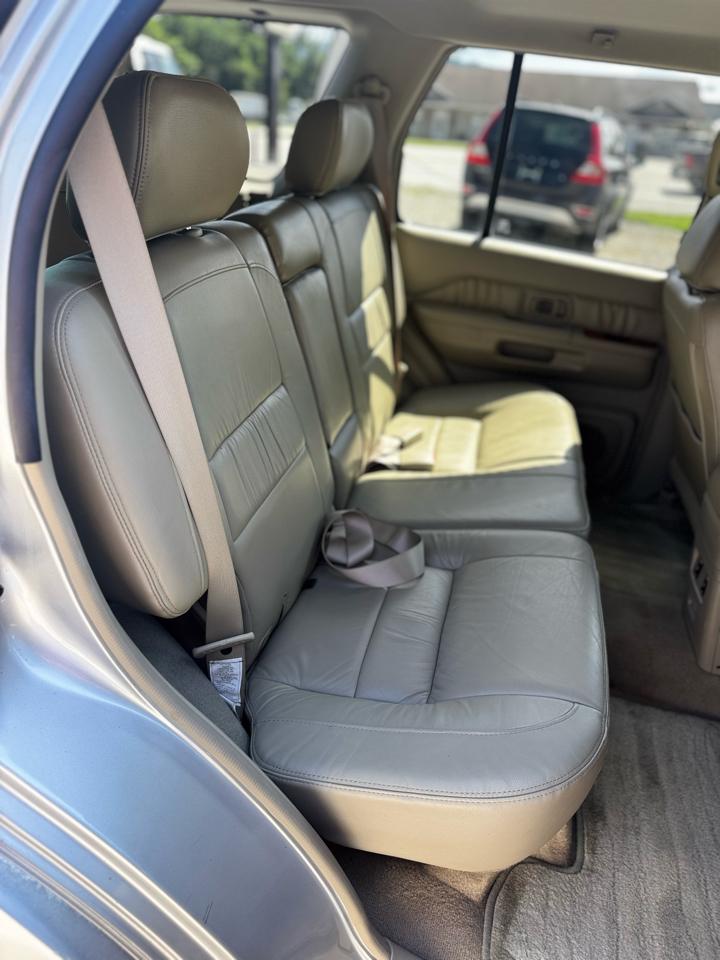 Infiniti QX4 4WD 2003