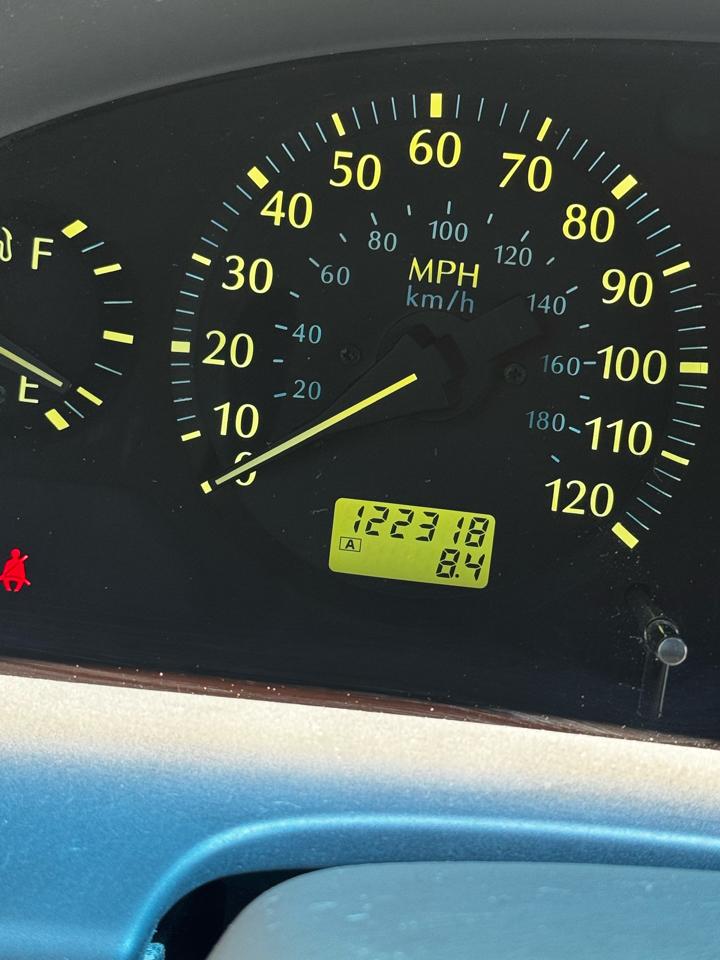 Infiniti QX4 4WD 2003