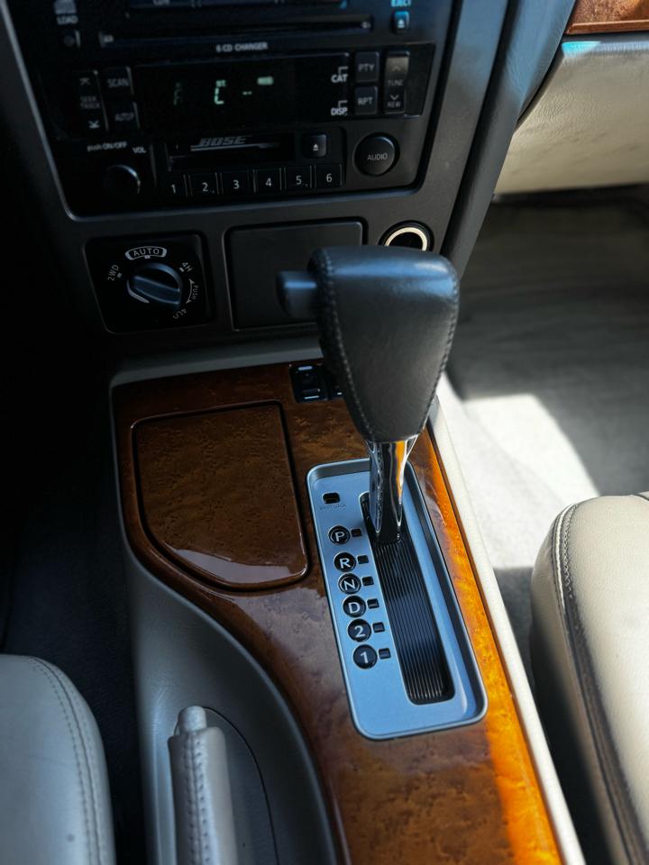 Infiniti QX4 4WD 2003