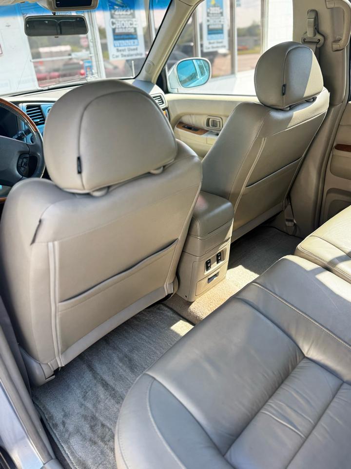 Infiniti QX4 4WD 2003