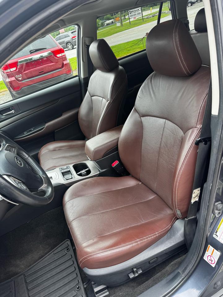 Subaru Outback 2.5i Limited 2014