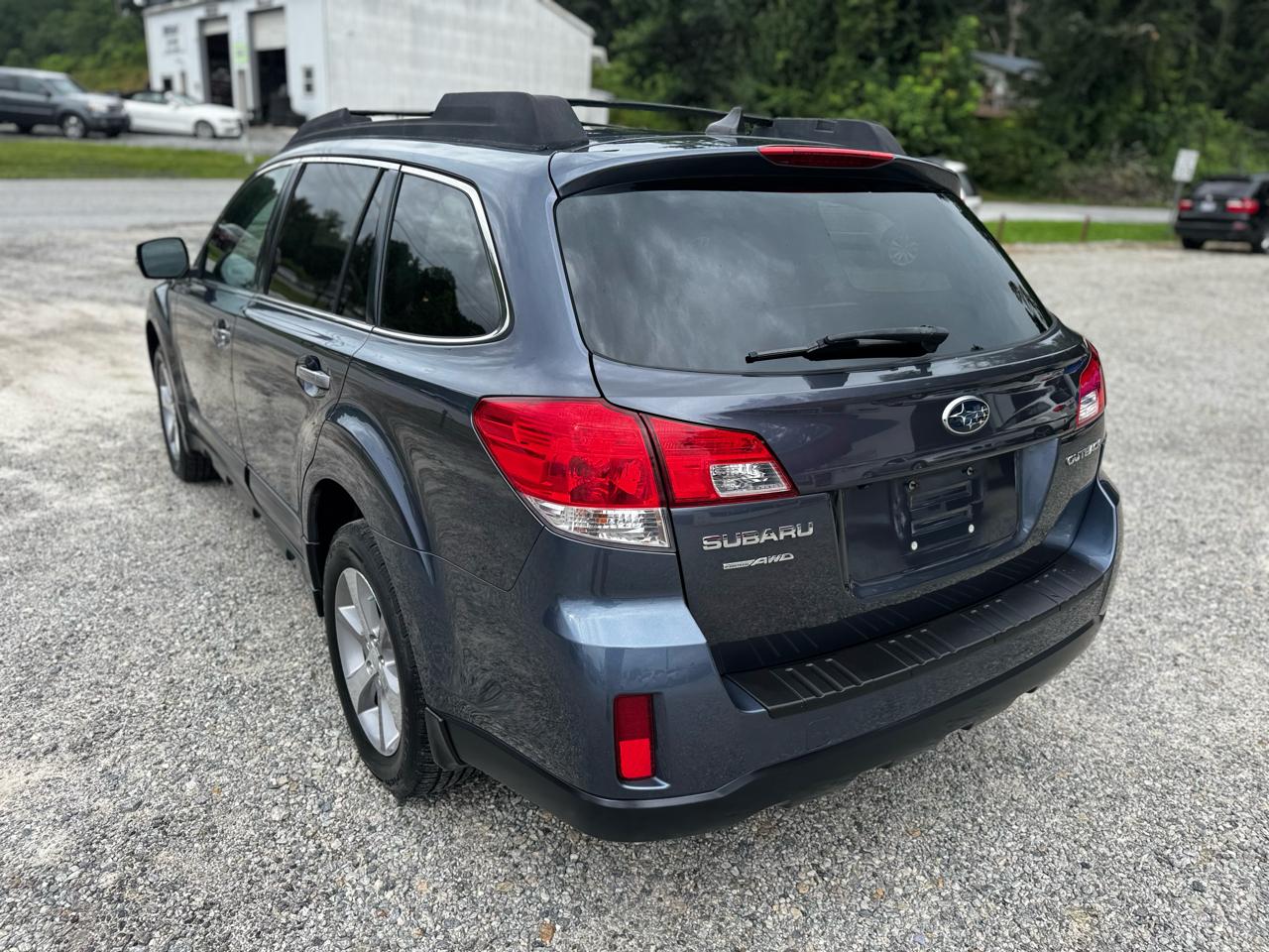 Subaru Outback 2.5i Limited 2014