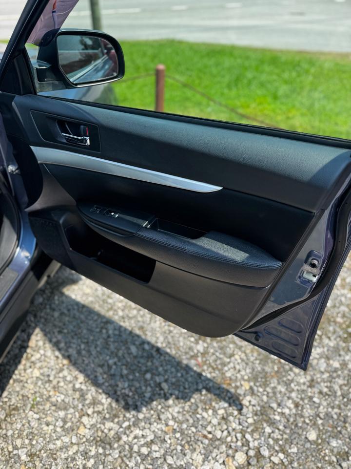 Subaru Outback 2.5i Premium 2013