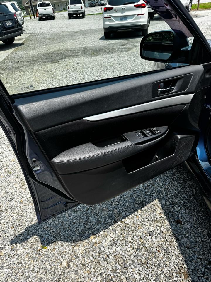 Subaru Outback 2.5i Premium 2013