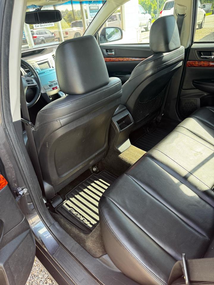 Subaru Outback 3.6R Limited 2012