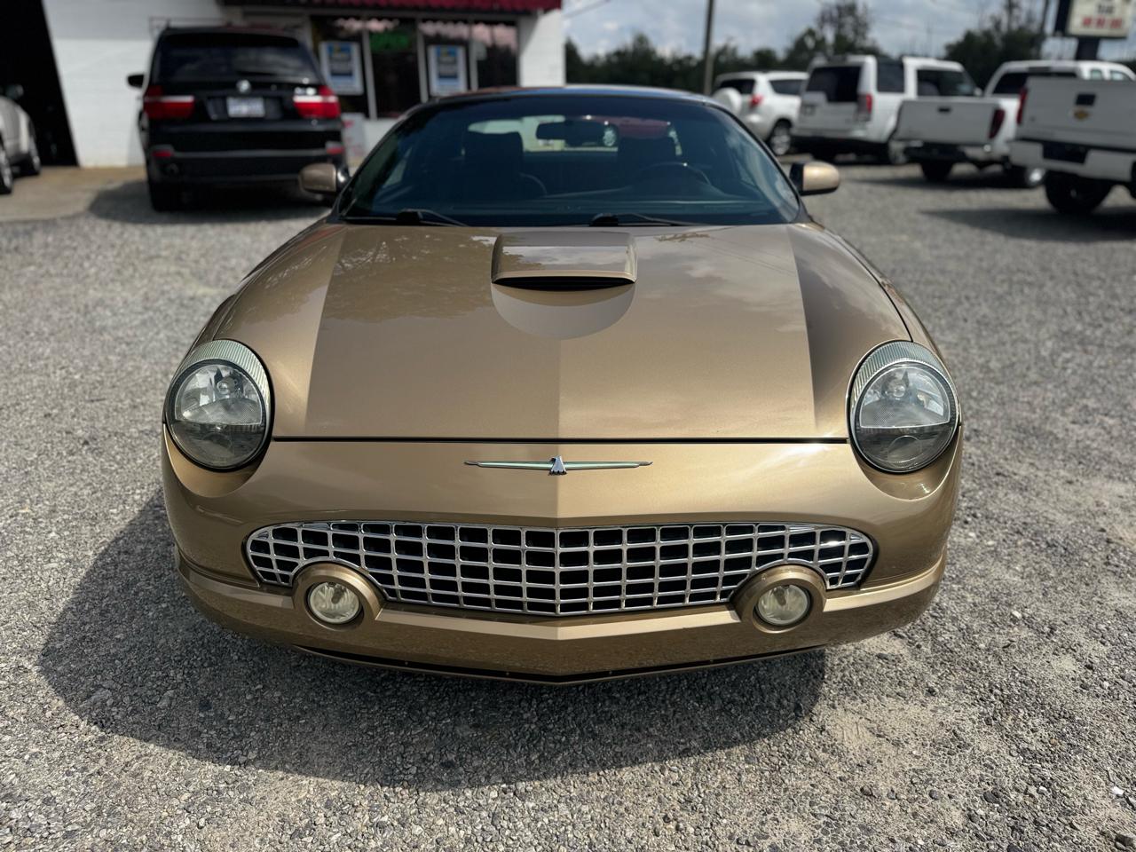 Ford Thunderbird Deluxe 2005