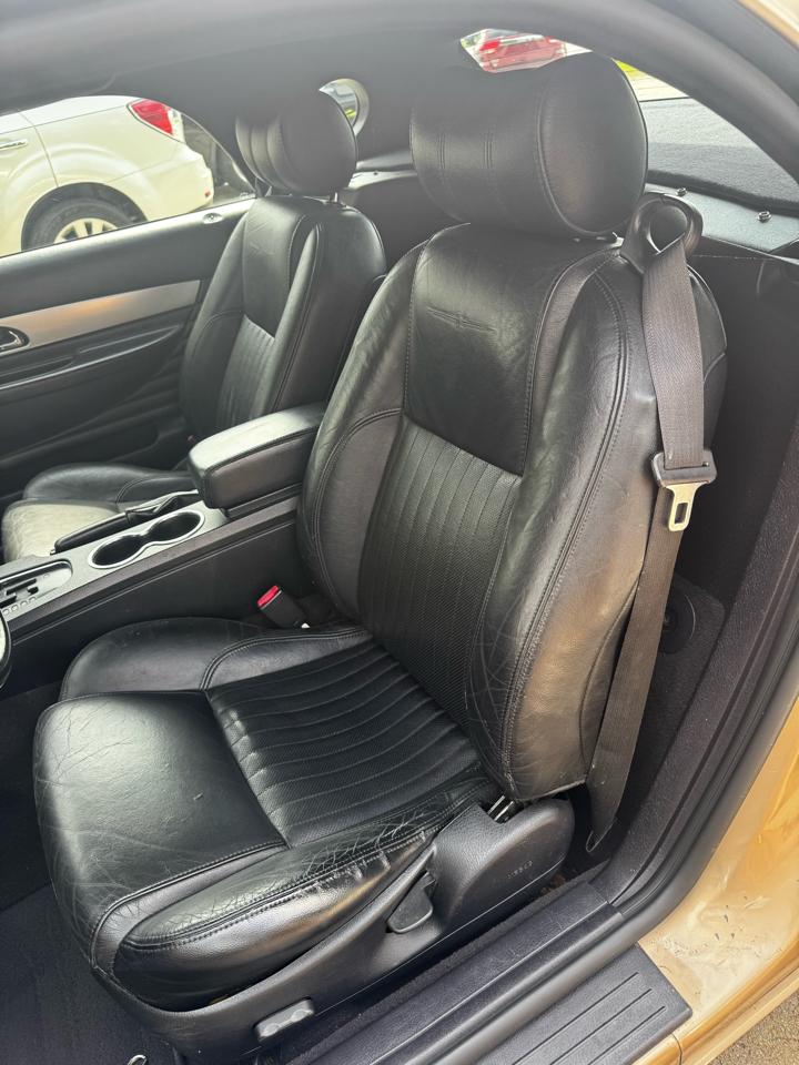 Ford Thunderbird Deluxe 2005