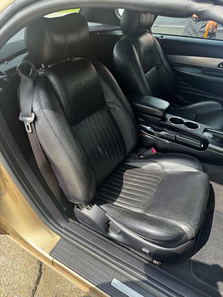 Ford Thunderbird Deluxe 2005