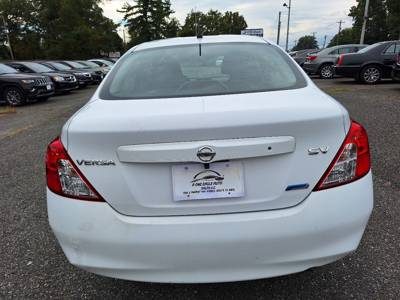 Nissan Versa 1.6 SV Sedan 2012 Nissan Versa 1.6 SV Sedan 2012