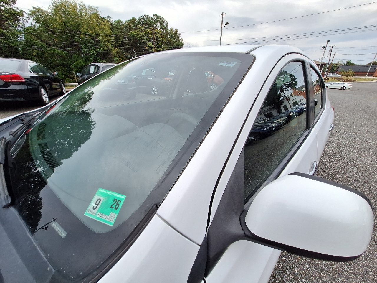 Nissan Versa 1.6 SV Sedan 2012 Nissan Versa 1.6 SV Sedan 2012