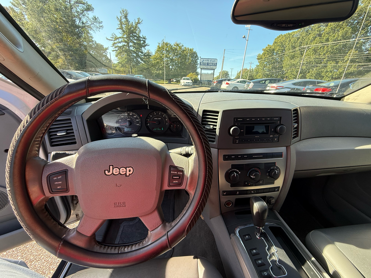 2006 Jeep Grand Cherokee Laredo photo 17