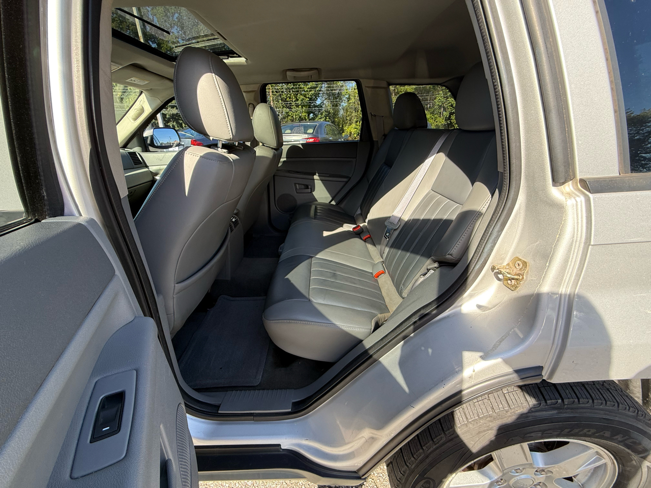 2006 Jeep Grand Cherokee Laredo photo 20